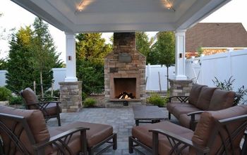 Whether They’re Pre-manufactured or Custom, Outdoor Fireplaces Rock