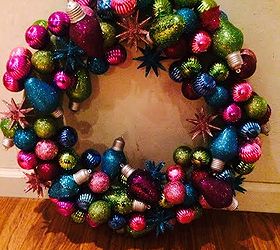 q christmas wreath holiday craft, christmas decorations, crafts, seasonal holiday decor, wreaths