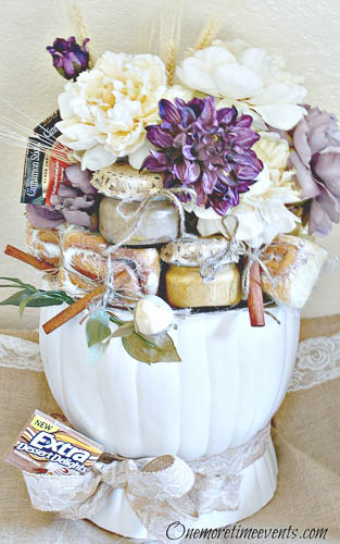 turn your leftover halloween pumpkin into a gift basket, repurposing upcycling, seasonal holiday decor