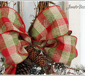 how to make a christmas bow decor craft, christmas decorations, how to, seasonal holiday decor