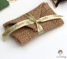 how to burlap thanksgiving place card envelopes, seasonal holiday decor, thanksgiving decorations