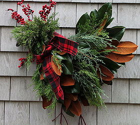 how to make a holiday chicken wreath, crafts, wreaths, Holiday Chicken Wreath