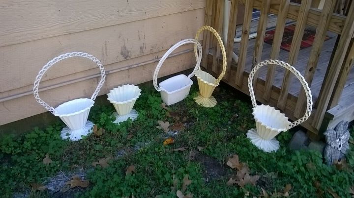 q craft ideas with plastic baskets, crafts, repurposing upcycling