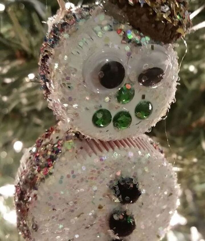 create children s christmas ornaments from milk and soda lids christmas decorations crafts - Childrens Christmas Ornaments create children s christmas ornaments from milk and soda lids christmas decorations crafts - Childrens Christmas Ornaments
