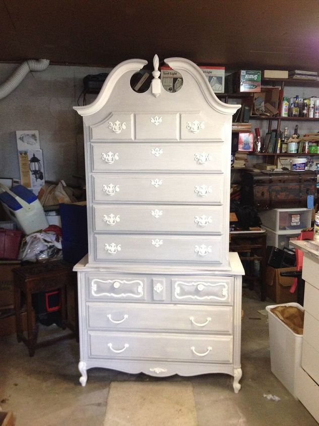 combining two mismatched dressers, chalk paint, painted furniture