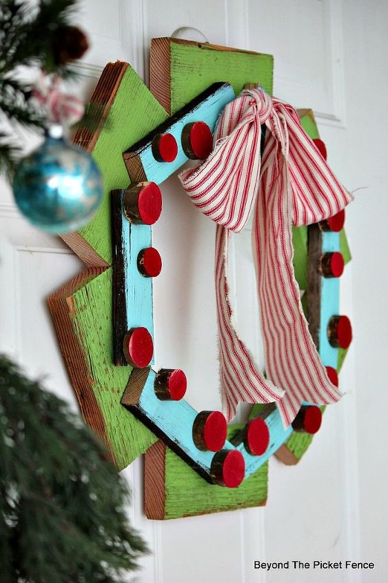 how to make a scrap wood wreath, christmas decorations, crafts, seasonal holiday decor, wreaths