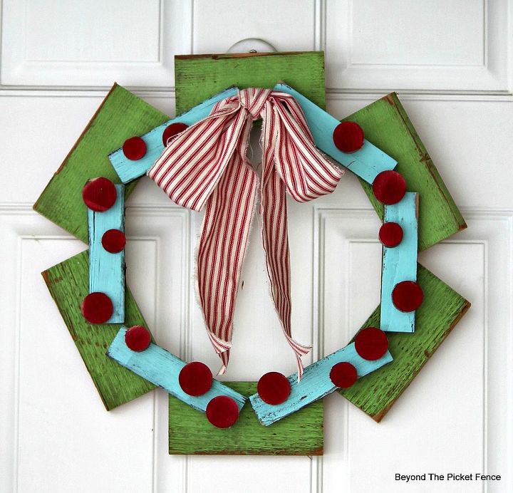 how to make a scrap wood wreath, christmas decorations, crafts, seasonal holiday decor, wreaths