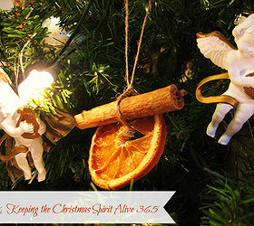 Orange Pomanders & the Scents of Christmas