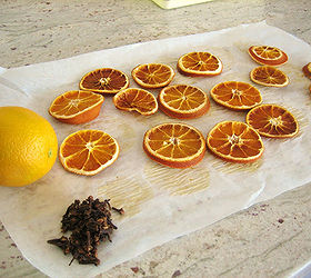 how to make orange pomanders for christmas, christmas decorations, home decor
