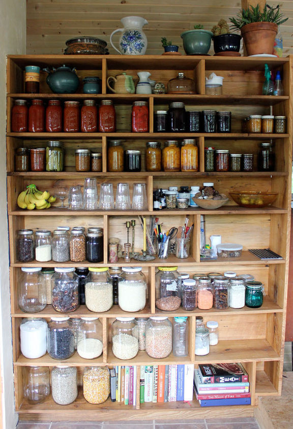 tips for a homestead pantry, closet, homesteading, kitchen design