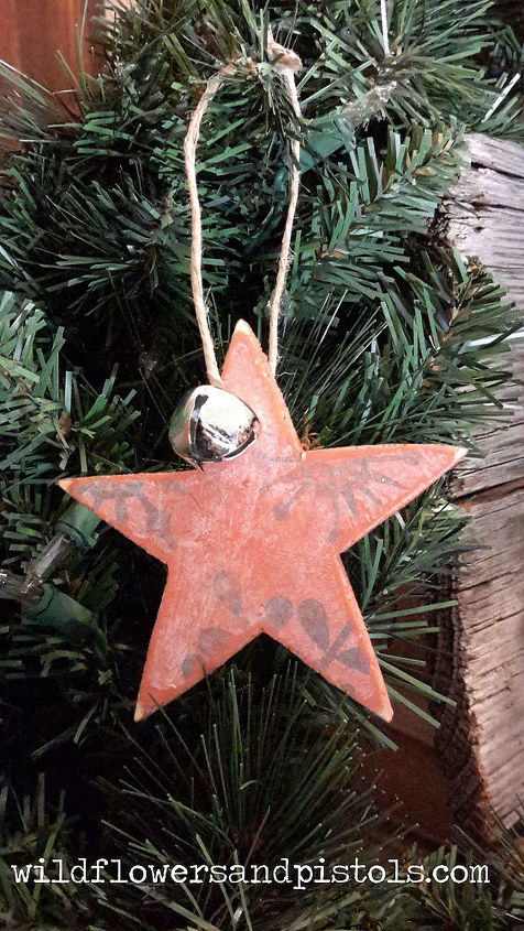 how to make star christmas ornaments, christmas decorations, seasonal holiday decor
