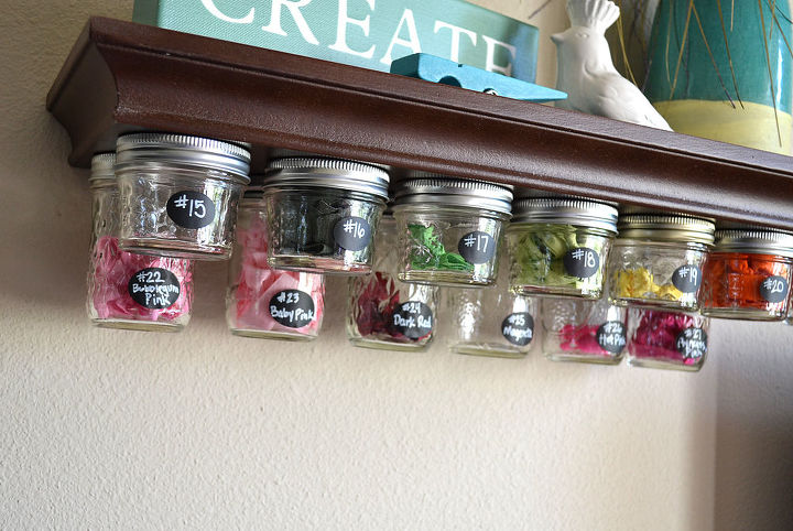mason jar storage rack perfeito para organizar suprimentos de artesanato