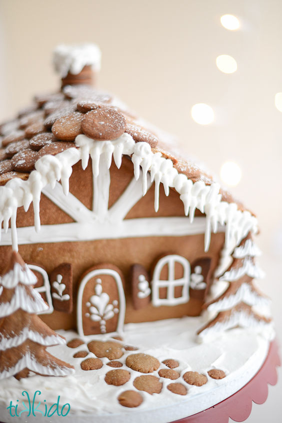 gingerbread house recipe and free printable templates, christmas decorations