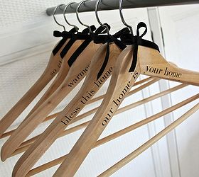 how to make personalized hangers for guests, bedroom ideas, closet, crafts, diy, home decor