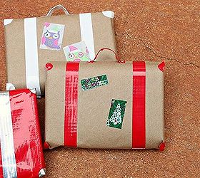 how to wrap gifts to look like retro suitcases, christmas decorations, crafts, seasonal holiday decor