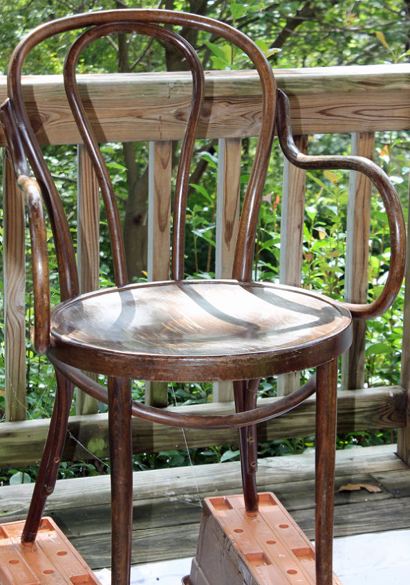 sillas de madera curvada