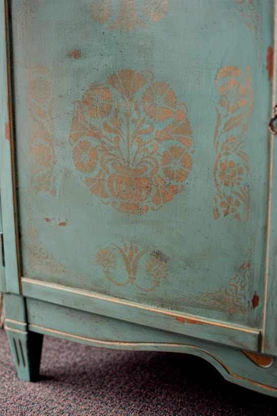 moroccan inspired cupboard chalkpaint stencil makeover, chalk paint, painted furniture, painting