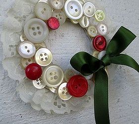 how to make vintage button wreath ornaments, christmas decorations, crafts, seasonal holiday decor, wreaths, Pearly white buttons catch the light