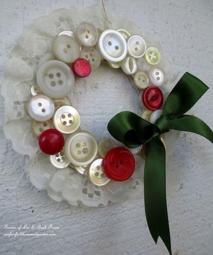 how to make vintage button wreath ornaments, christmas decorations, crafts, seasonal holiday decor, wreaths, Pearly white buttons catch the light