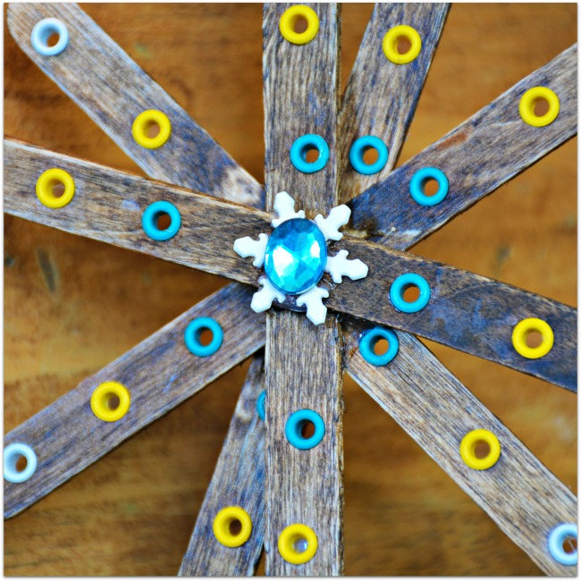 popsicle stick snowflakes craft project idea, crafts