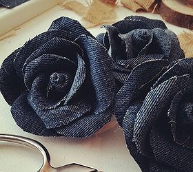 how to make a denim jeans rag wreath with flowers, crafts, wreaths