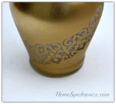 crie um atraente vaso de arabesco dourado em apenas 3 passos