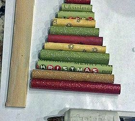 how to make a rolled paper christmas tree ornament, christmas decorations, crafts, seasonal holiday decor