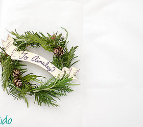 miniature christmas wreath and free printable victorian banners, christmas decorations, crafts, wreaths