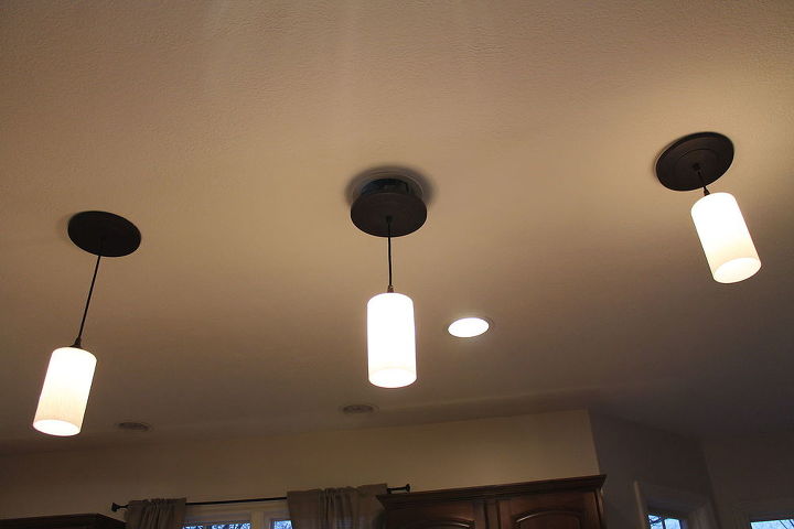 Fix A Pendant Light At The Ceiling, How To Fix A Pendant Light Fixture
