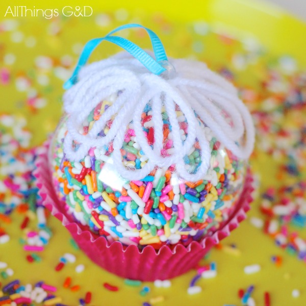 adorno de cupcake sprinkles