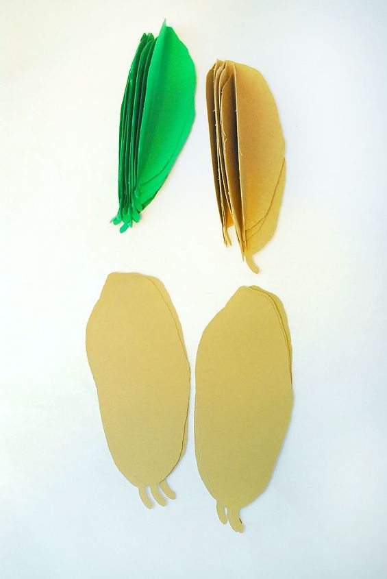 how to make a paper magnolia leaf garland, christmas decorations, crafts, seasonal holiday decor