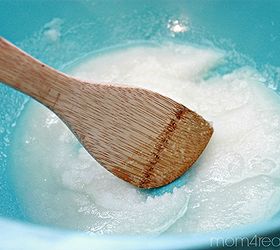 how to make peppermint sugar scrub as a holiday gift, crafts, mason jars, seasonal holiday decor