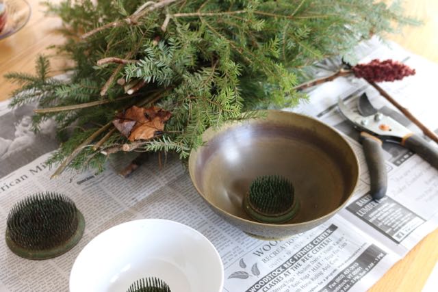 decorating with dried seed pods, christmas decorations, crafts, seasonal holiday decor