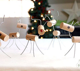 how to make wine cork reindeer, christmas decorations, crafts, how to, seasonal holiday decor