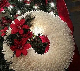 coffee filter wreath, christmas decorations, crafts, repurposing upcycling, seasonal holiday decor, wreaths