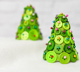 diy button christmas trees, christmas decorations, crafts, seasonal holiday decor