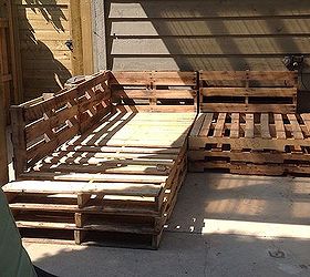 outdoor pallet sectional
