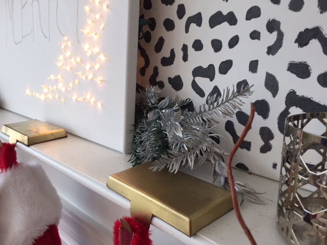 easy and cute diy christmas light up art, christmas decorations, crafts, lighting, seasonal holiday decor