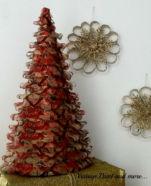 ribbon cone tree, christmas decorations, crafts, seasonal holiday decor