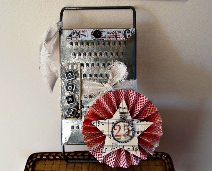 how to make a kitchen vintage grater, christmas decorations, crafts, repurposing upcycling, seasonal holiday decor, Altered Vintage Grater