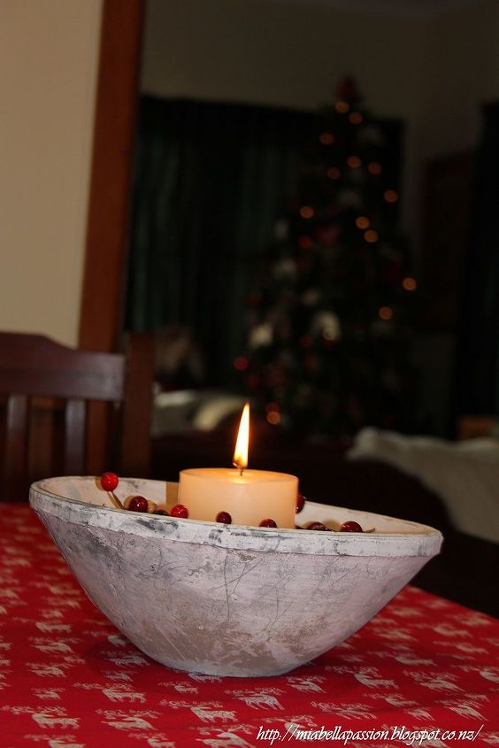 christmas table runner tutorial, christmas decorations, crafts, seasonal holiday decor