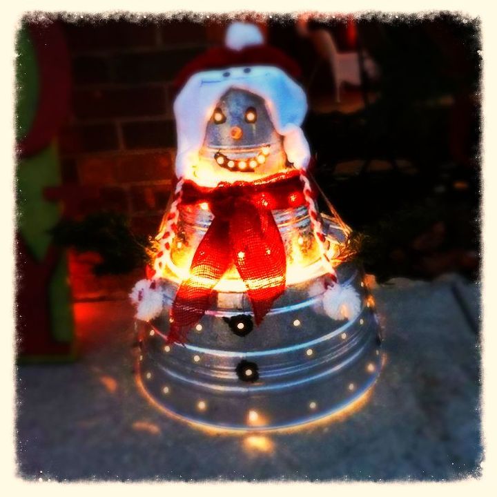 galvanized bucket snowman easy joy sign, christmas decorations, crafts, repurposing upcycling, seasonal holiday decor