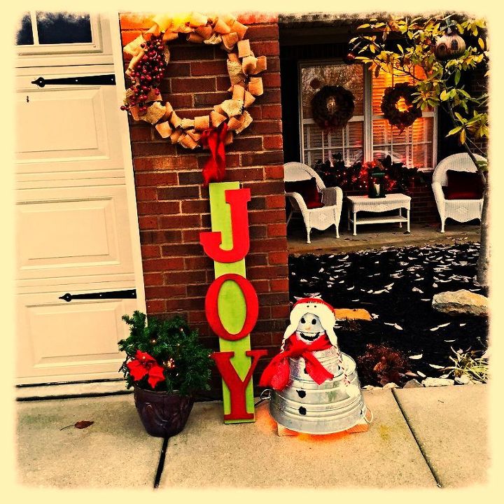 galvanized bucket snowman easy joy sign, christmas decorations, crafts, repurposing upcycling, seasonal holiday decor