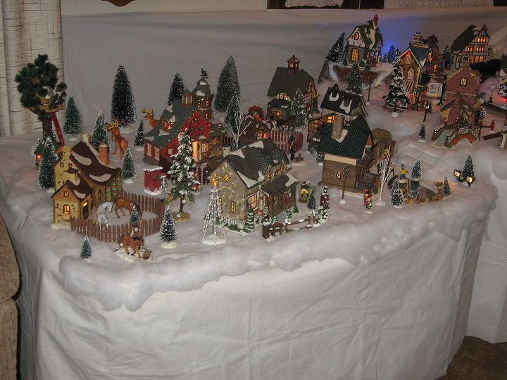 christmas vintage village, christmas decorations, seasonal holiday decor