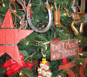 how to make a texas themed christmas tree, christmas decorations, crafts, seasonal holiday decor