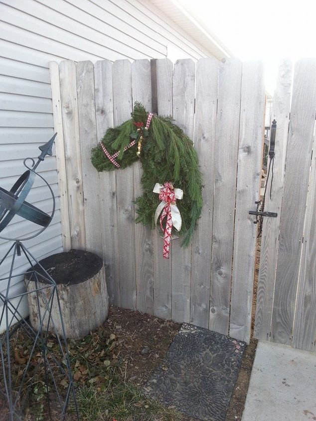 horse head wreath my wonderful horsey decor for christmas