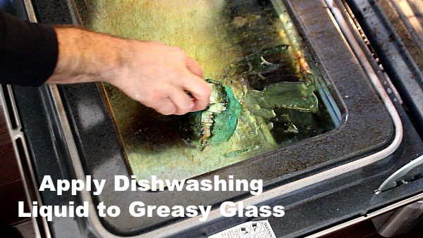 how to clean an oven, appliances, cleaning tips, how to