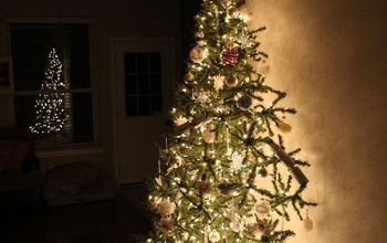 DIY Space Saving Christmas Tree