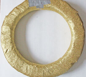 how to make an easy gold glitter wreath, christmas decorations, crafts, seasonal holiday decor, wreaths