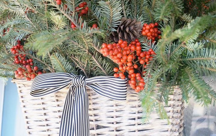 how to make a christmas door basket, christmas decorations, crafts, repurposing upcycling, seasonal holiday decor, wreaths